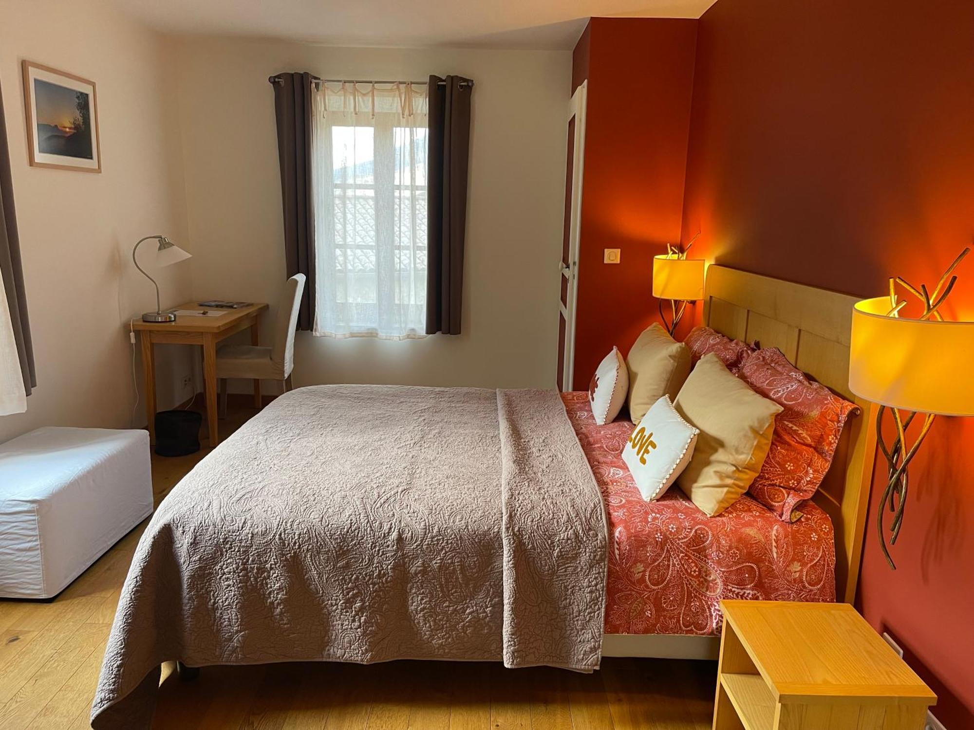 Entre Terre Et Ciel Bed & Breakfast Rémuzat Exterior photo